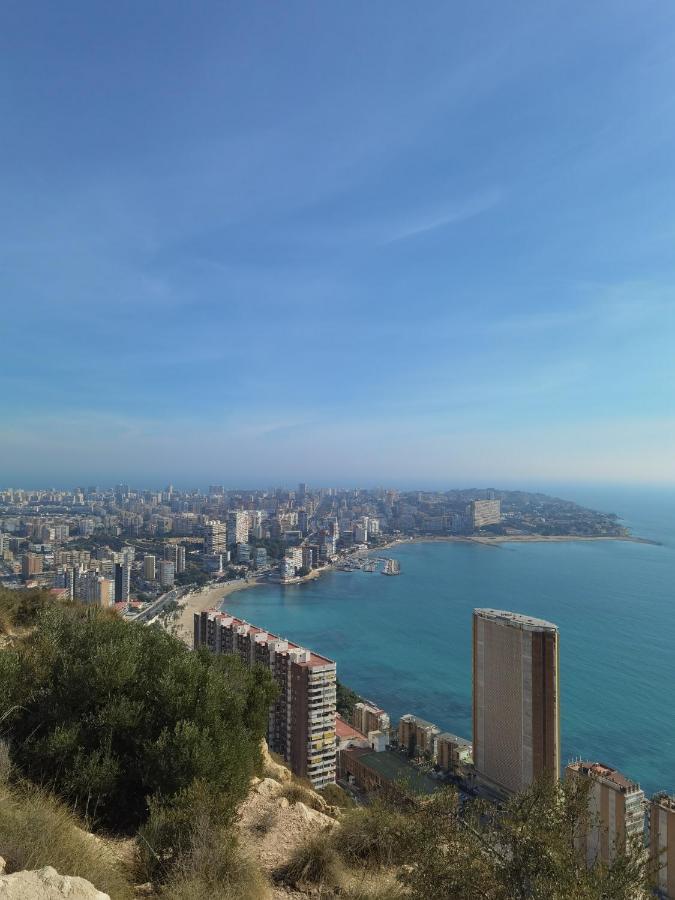 Квартира С Очаровательным Видом На Море Alicante Kültér fotó